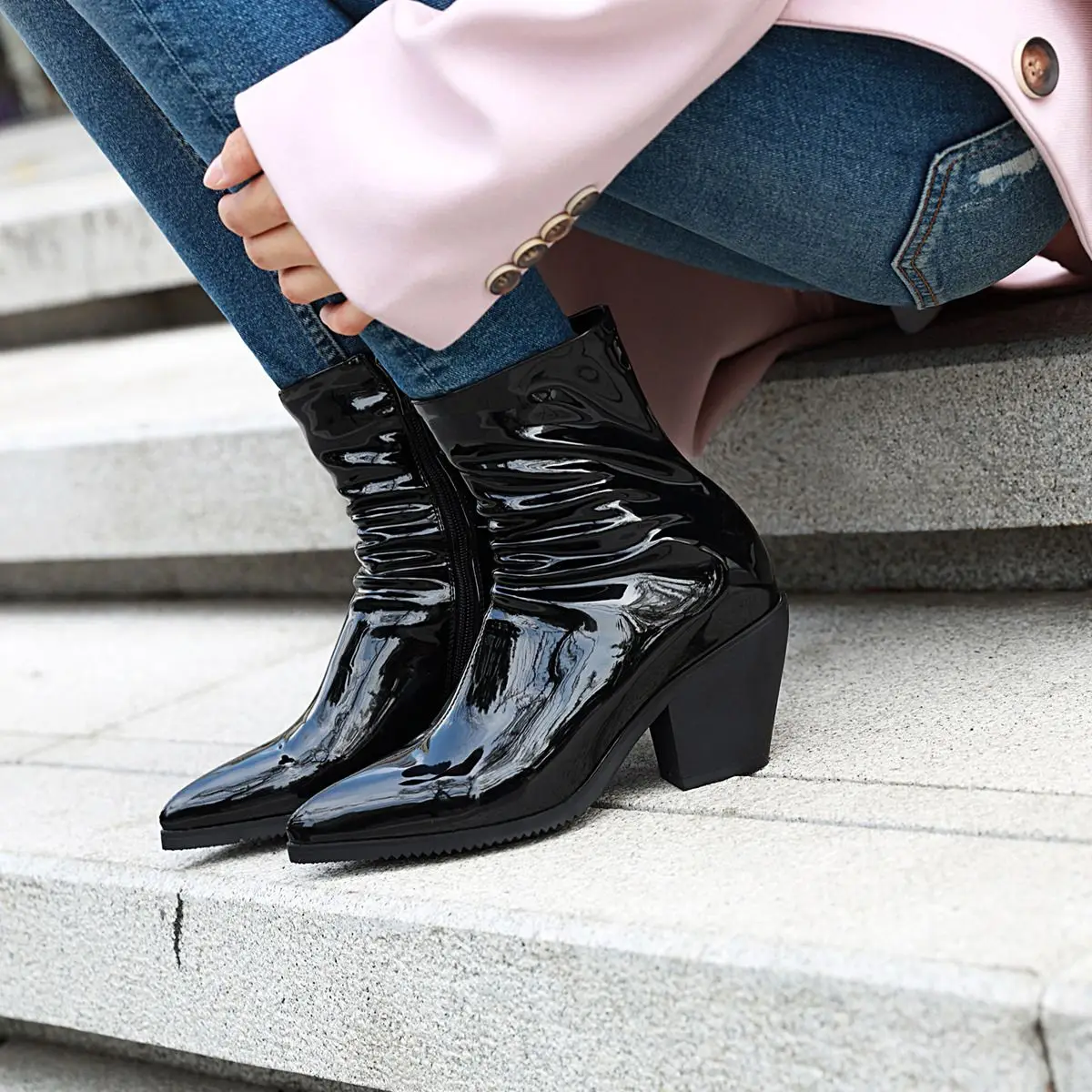 

2022 Winter Chunky Heels Female Pointed Toe Ankle Boots Ladies Boots Pure Color Brown Short Boots New Big Size 41 42 43 44 45 46