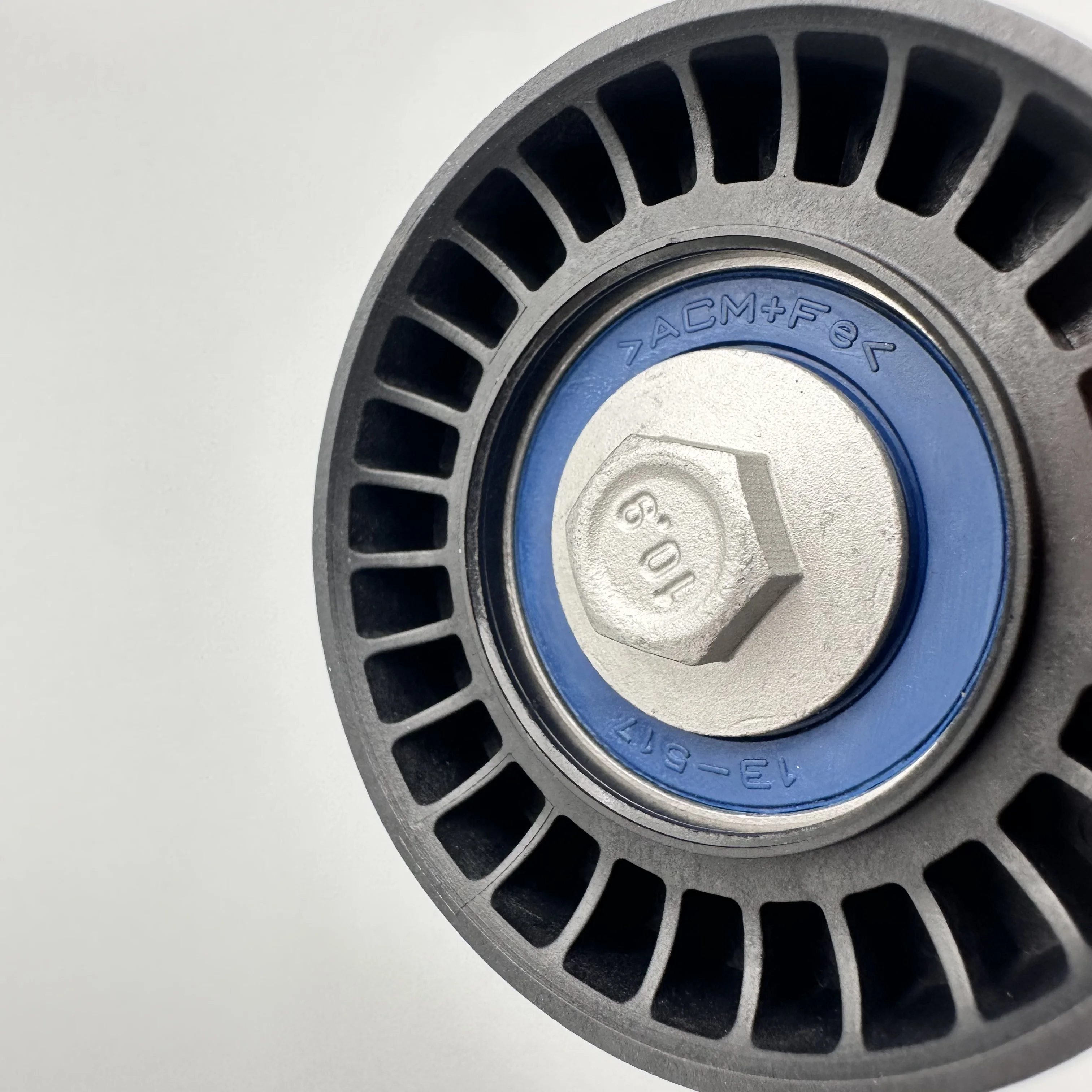 Шкив LR073726 для Land Rover Discovery 5 Range Sport Velar Evoque AJ200 Diesel