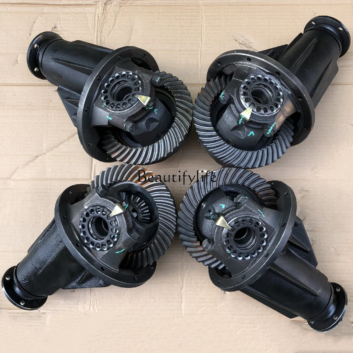 Пикап Дифференциал передней и задней оси Перигический абсс в сборе