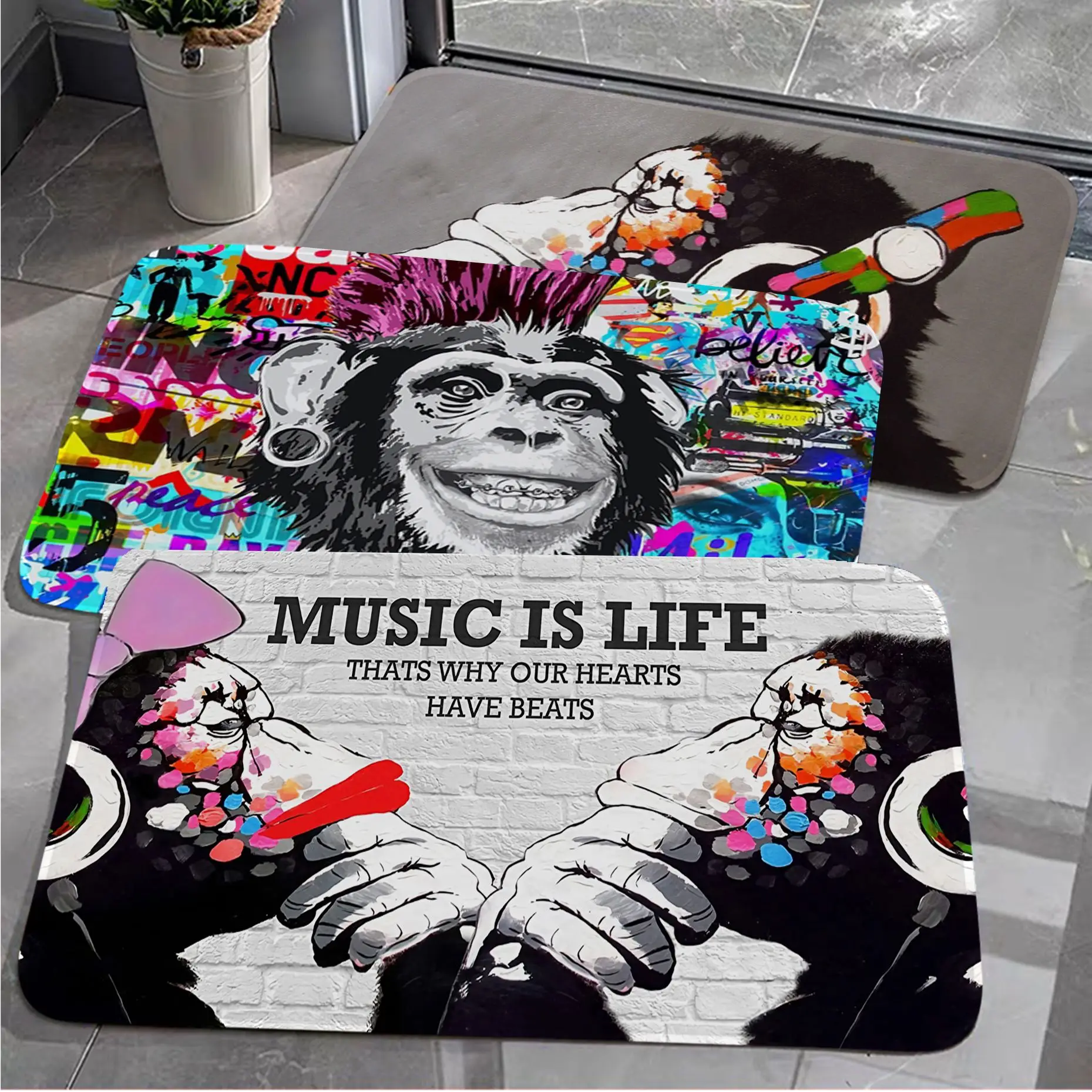 

Graffiti Monkey Floor Mat INS Style Soft Bedroom Floor House Laundry Room Mat Anti-skid Doormat Area Rug