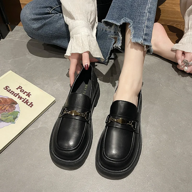 

Балетки женские из лакированной кожи, базовые туфли с закрытым носком, низкий каблук, искусственная кожа, резина, низкий каблук