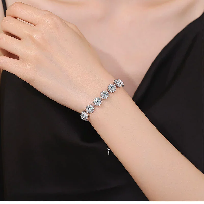 Браслет из серебра 925 ZFSILVER с муассанитом для женщин