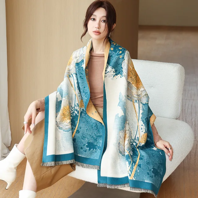 Lady Scarfs Designer Scarf Famous Brands Custom AAA Replica Scarf for Women  Wholesale - China Scarves and Scarf price