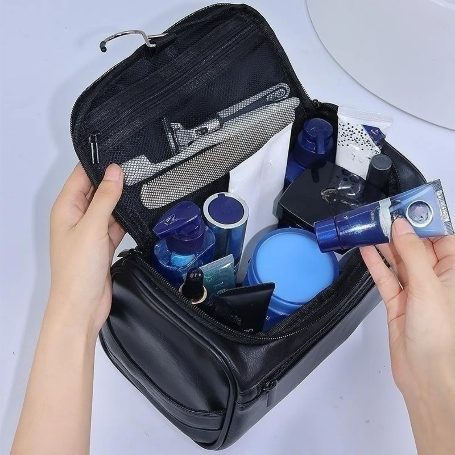 Яркая косметичка Solid Hue — ультрапортативный многоцелевой с надежной