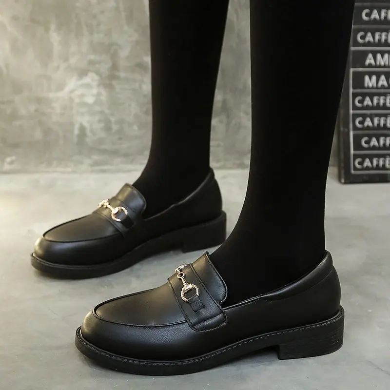 

2024 All Season Fashion Women High Quality Genuine Leather Mules Hot Chic Slip-on Flat Shoes Loafers