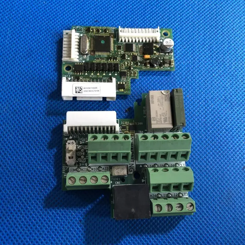 Б/у инвертор Schneider серии ATV312 плата управления материнской платой процессора