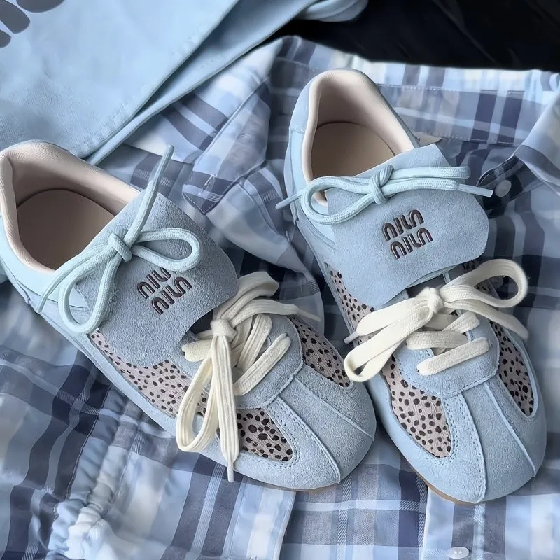 Осенние коричневые женские вулканизированные туфли с леопардовым принтом