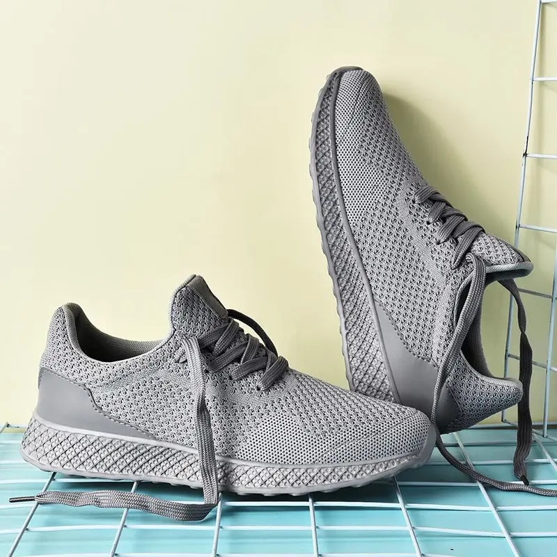 

Летняя мужская спортивная обувь, милые спортивные кроссовки для бега, мужские кроссовки с низким верхом, легкие тренировочные оригинальные...