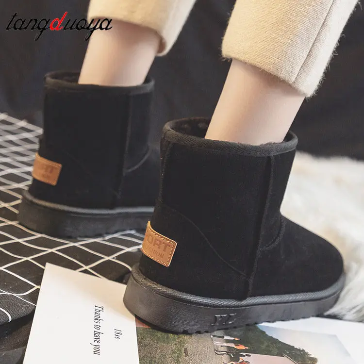 Snow boots women Thick Warm Plush Waterproof Woman Snow Boots Women Non Slip Platform Ankle Boots Winter Cotton Padded Shoes