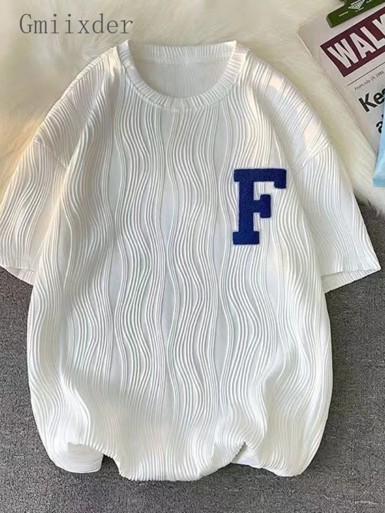 

Футболка мужская плиссированная в американском стиле, топ с коротким рукавом в стиле хип-хоп, городская универсальная рубашка в стиле унисе...