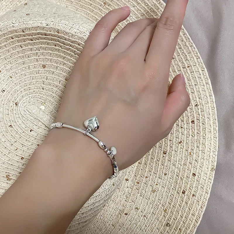 Женский браслет из серебра 925 пробы с квадратным кулоном в виде сердца