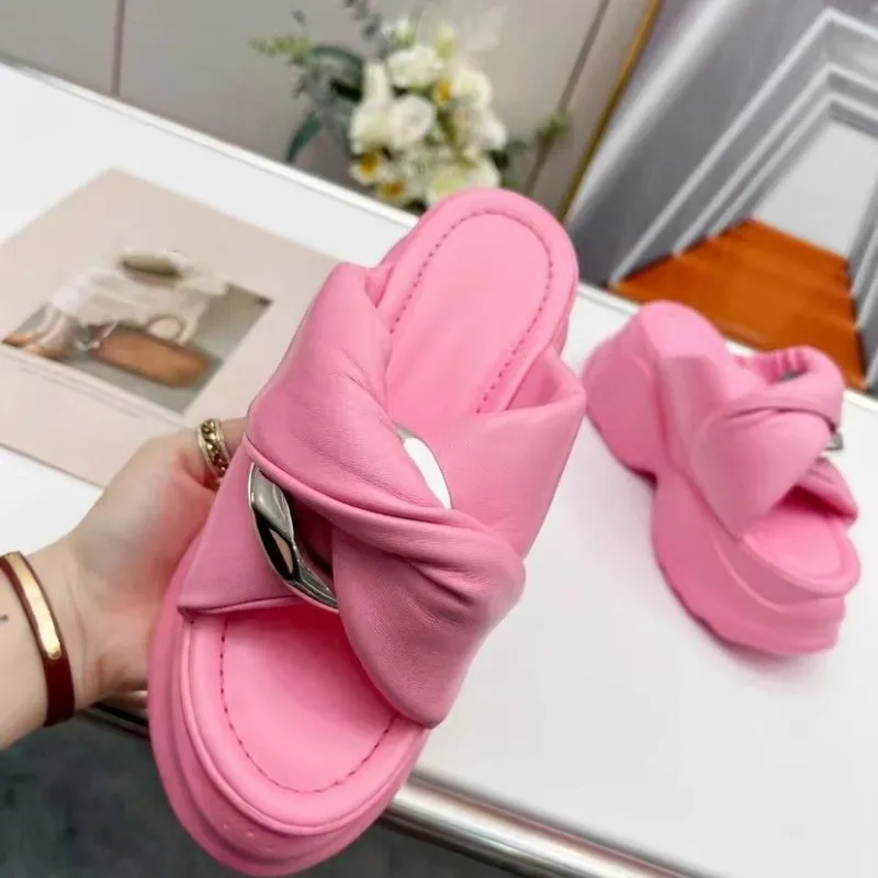 

Shoes House Slippers Platform Low Luxury Slides Slipers Women Designer 2023 PU Rome Fashion Fabric Basic Hoof Heels Rubber