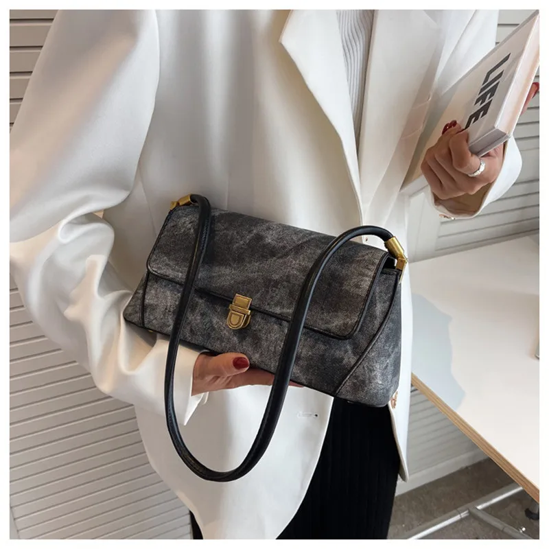 New Women's Designer Bag Luxury Versatile Shoulder Underarm Small Square Bag Fashion Simple Texture Contrast Denim Handbags