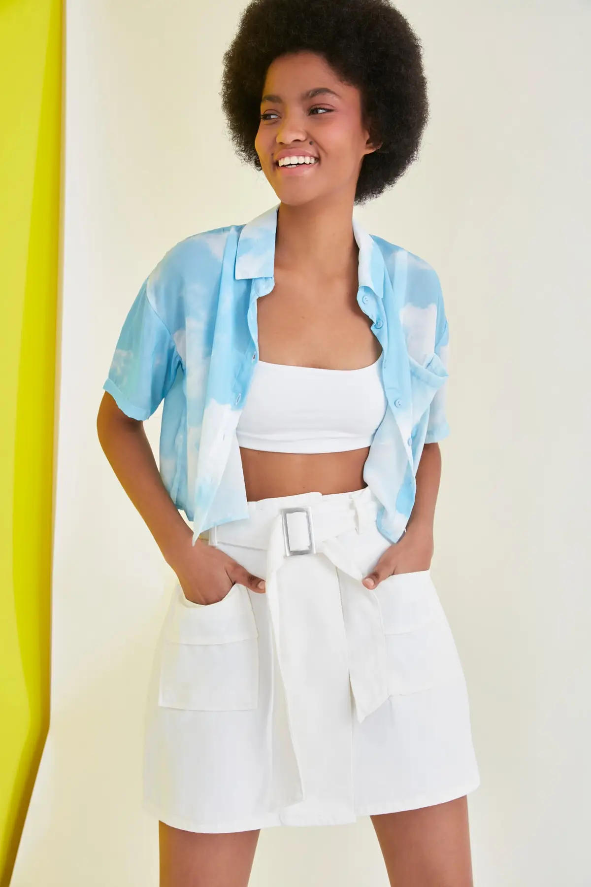 

Trendyol Pockets Shirt TWOSS21GO1082