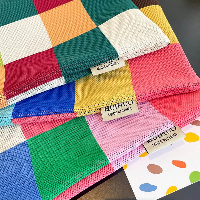 Женская вязаная сумка-мешок ручной работы