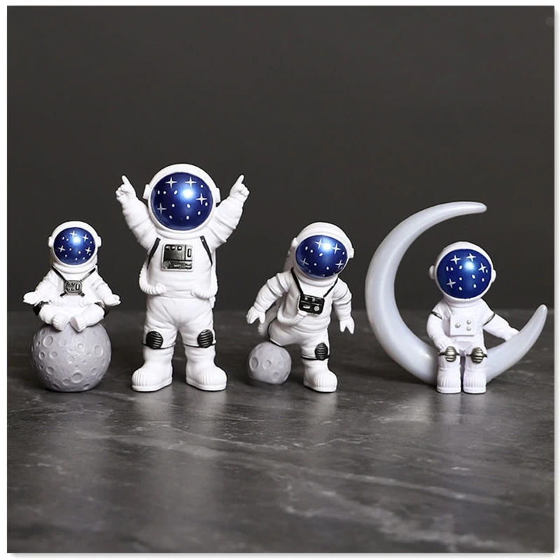 

4pcs Resin Spaceman Sculpture Home Desktop Decoration Astronaut Figure Statue Educational Toys Figurine Model Kids Birthday Gift