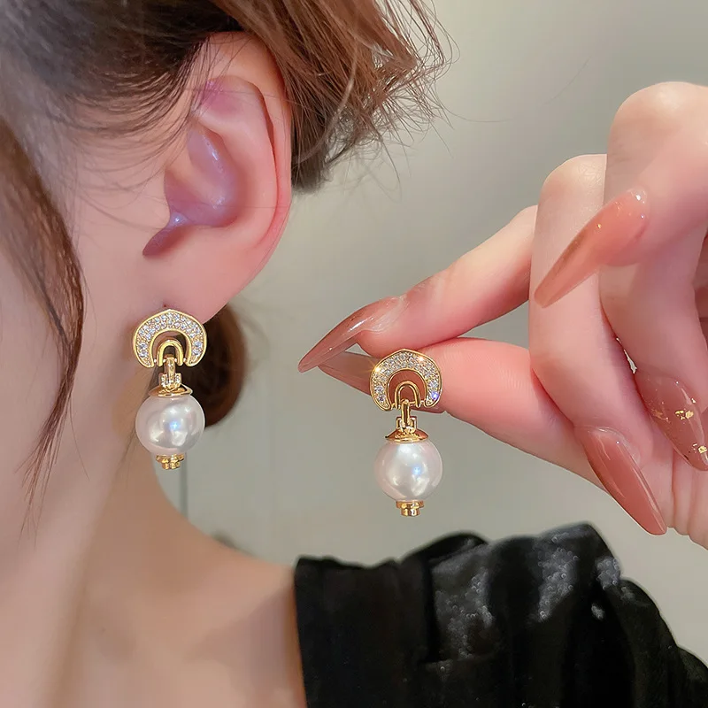 

Minar Temperament Imitation Pearl Geometric Dangle Earrings for Women Sparkly Rhinestone Irregular Statement Earring Brincos