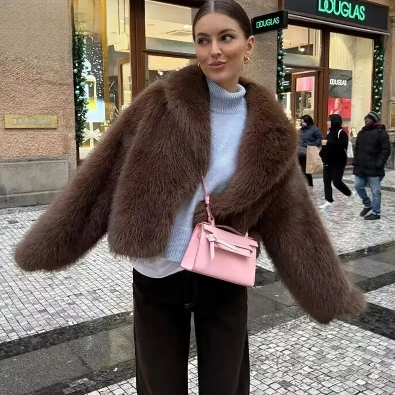 Женское пальто AzaleeKa из искусственного меха бордовое