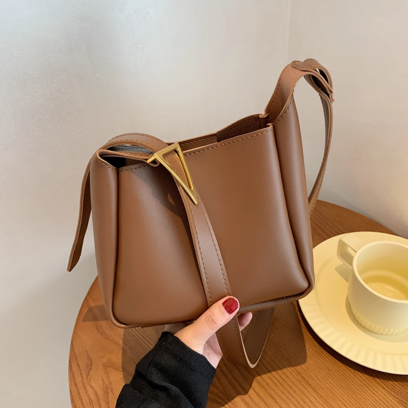 

Korean Simple Bucket Bag 2023 Spring Summer New Fashion Shoulder Crossbody Bags Temperament All-match Handbags for Travel