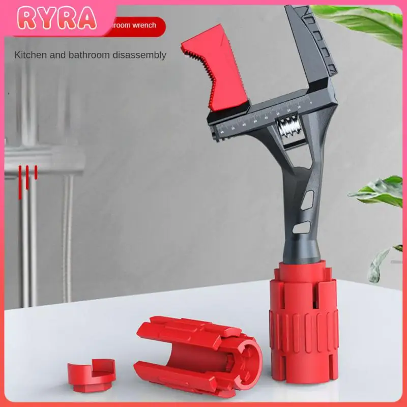 

Strong Fire Resistance Short Shank Pipe Wrench Suitable For Various Household Fittings Long Service Life No Slipping With Teeth