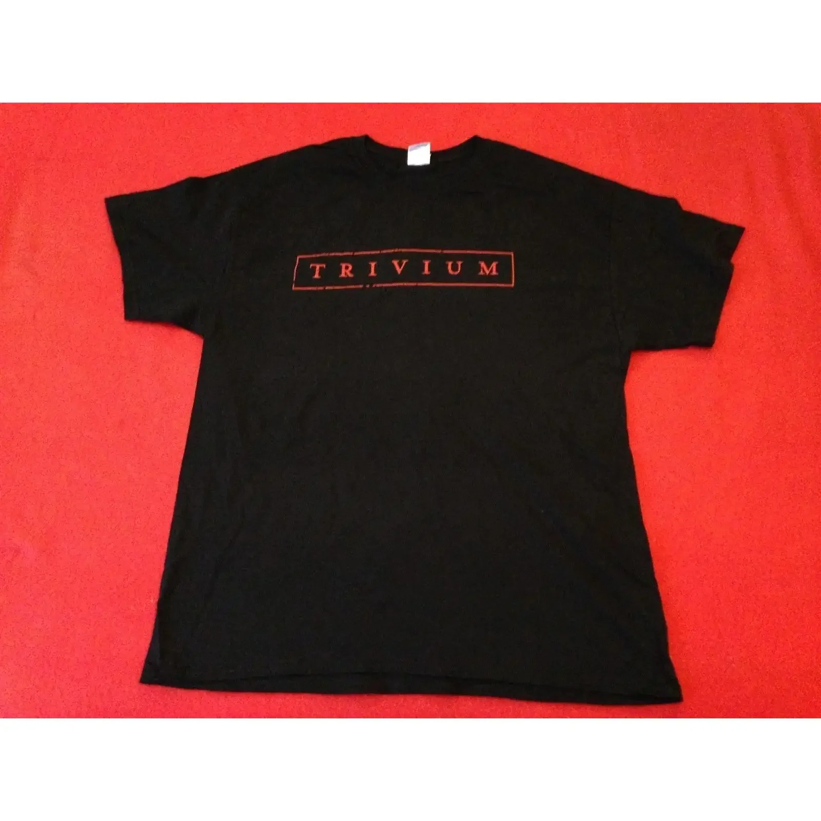 Фото Официальная футболка TRIVIUM RARE OFFICIAL TOUR, новая, неиспользованная, размер XL, бесплатная доставка, винтажный дизайн, с эффектом потертости, удобная, унисекс, мягкая. №1