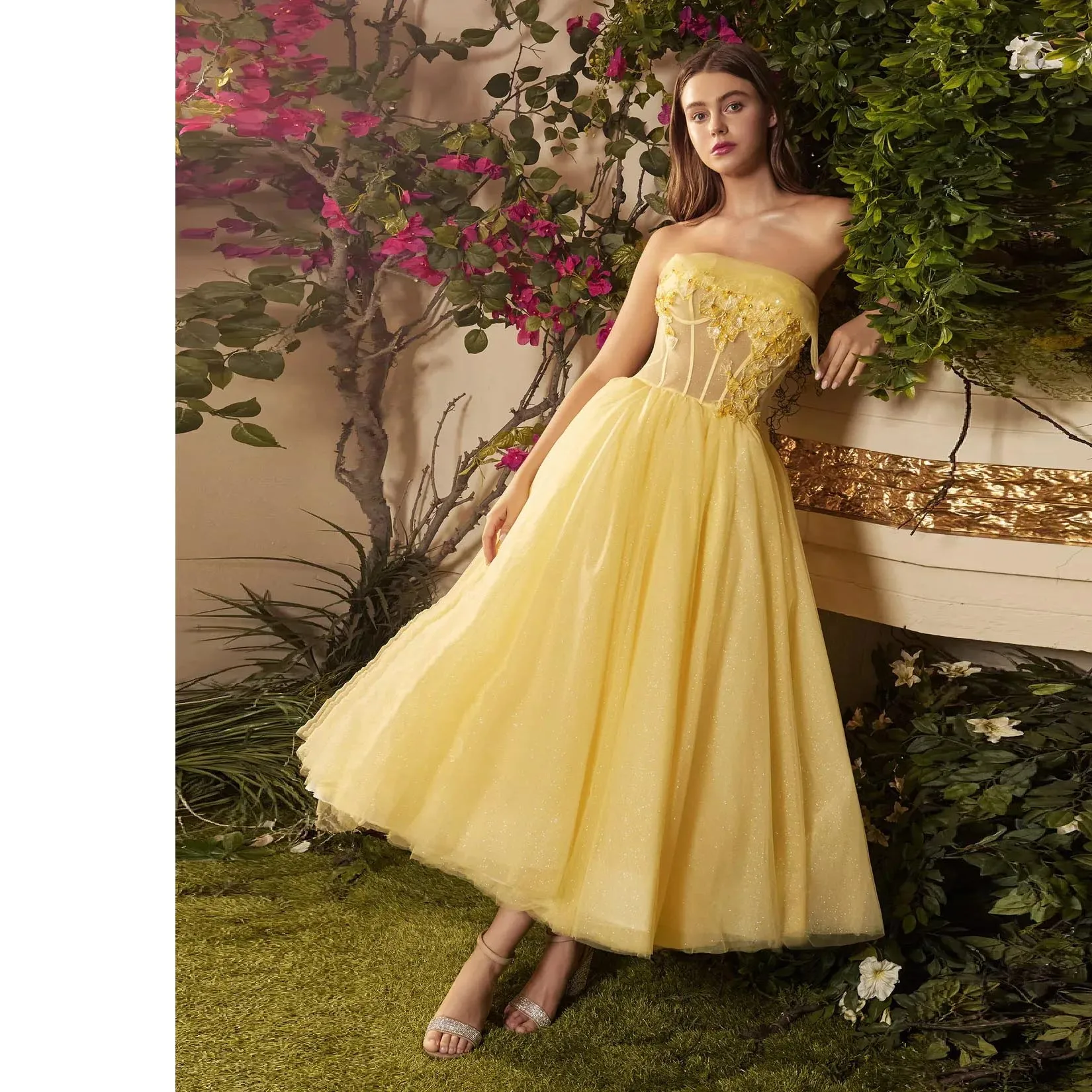 

Elegant Yellow Appliques Beading Cocktail Dress Illusion Tulle Strapless Women Formal Evening Gowns Corset Wedding Party Robes