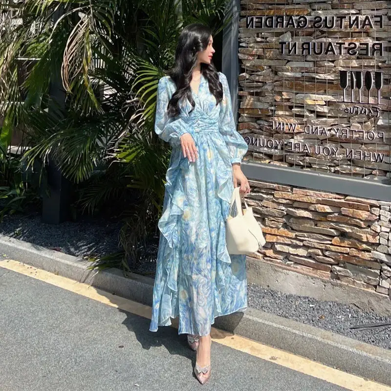 

2022 Women Spring French Retro Long Sleeve Big Swing Dress Female V-neck Printed Dresses Ladies Loose Long Chiffon Vestidos U242