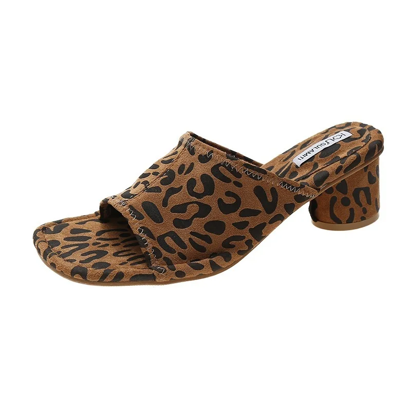 

Designer Leopard Slippers Women Square Toe Med Heels Slides Brand Sandals Peep Toe Mules Soft Shoes Flip Flops Sandalias Mujer41