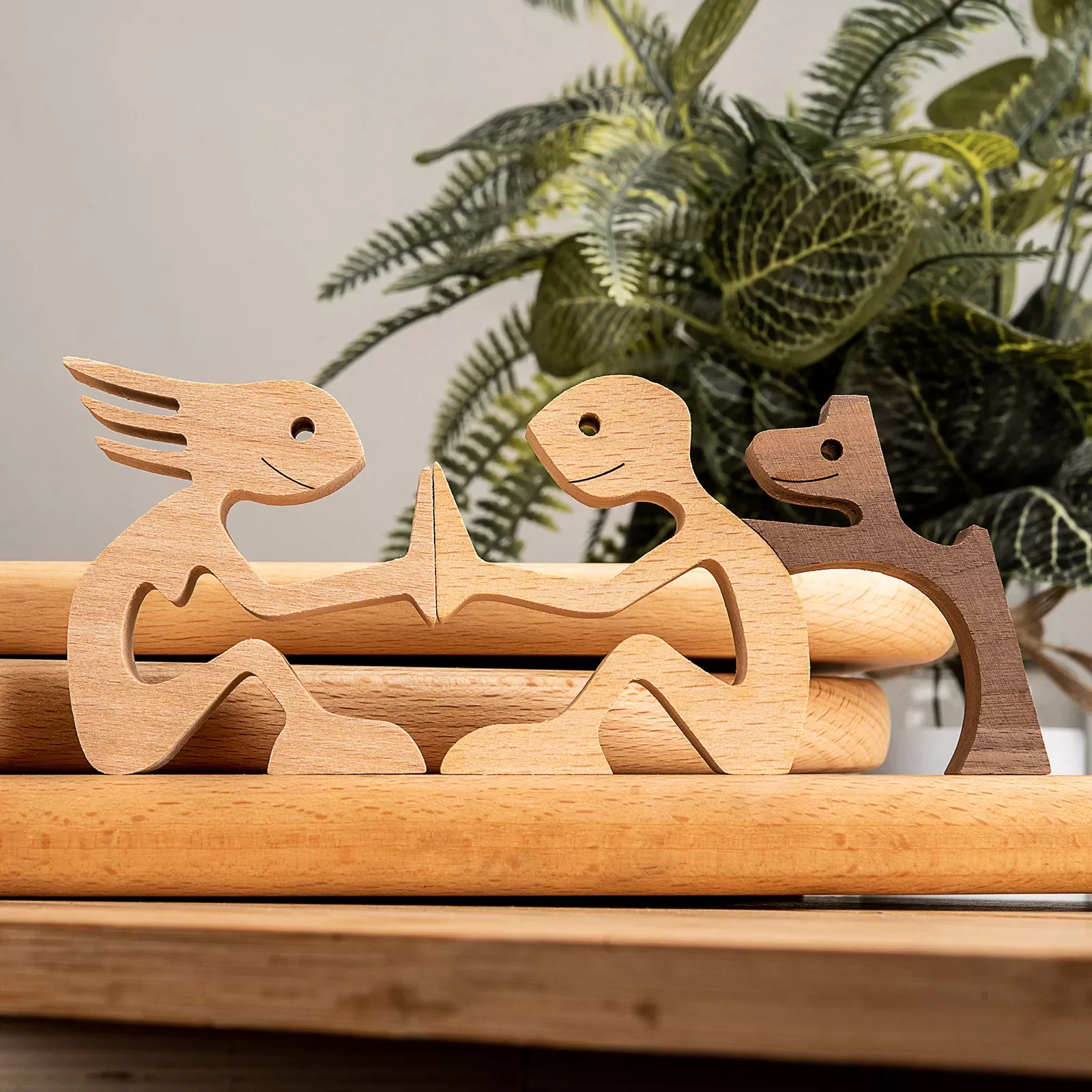 

Handmade Wood Dog Decor Sculptures Craft Creative Figurine Ornement Decoration For Bedroom Home Office Decor Gift Natural