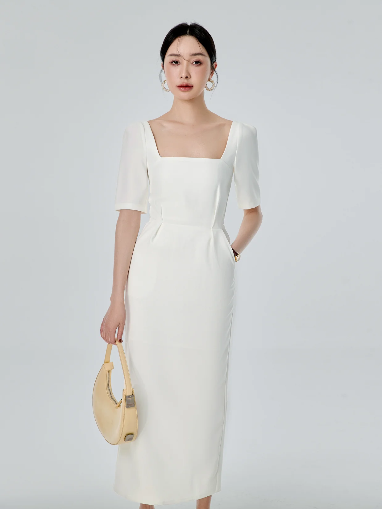 

Минималистичное и премиум летнее новое белое платье с квадратным вырезом в женском стиле с высокой талией и разрезом на спине, маленький сертификат