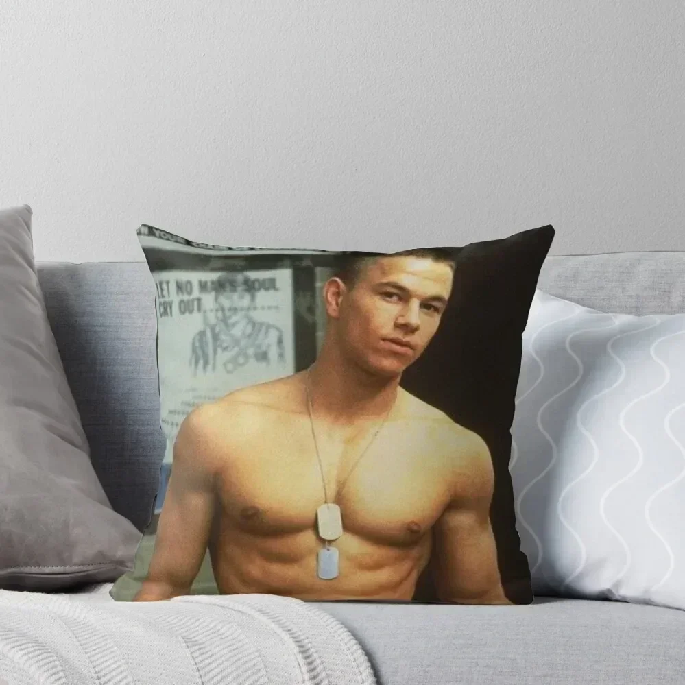 Декоративная подушка Mark Wahlberg 30x30 см