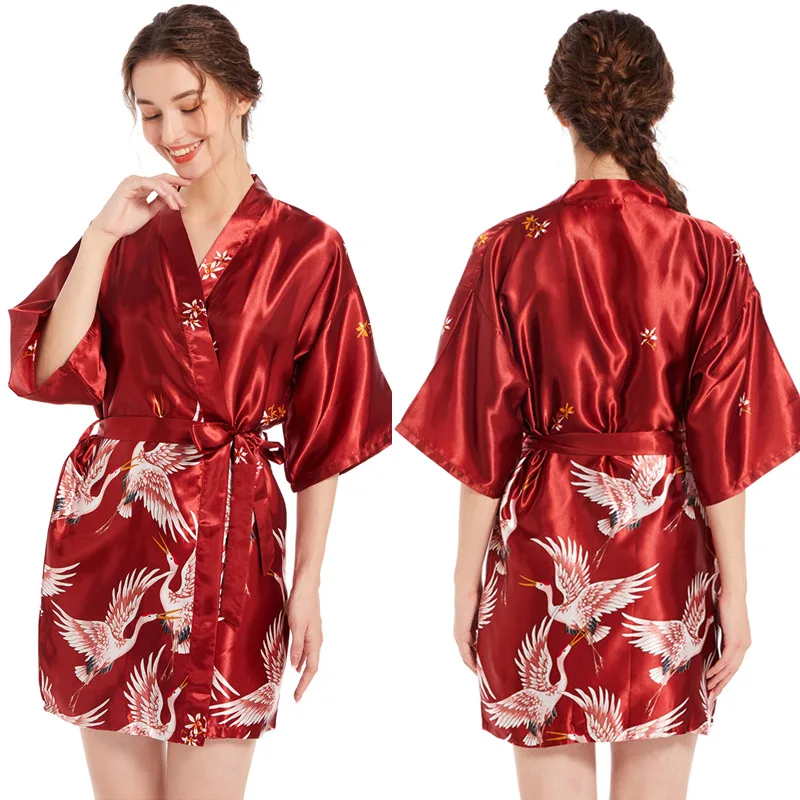 Женская летняя атласная ночная рубашка с V-образным вырезом и поясом