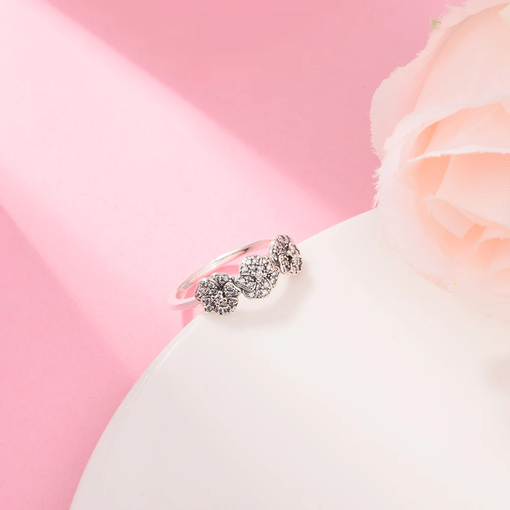 Женское кольцо на день рождения из серебра 2022 пробы