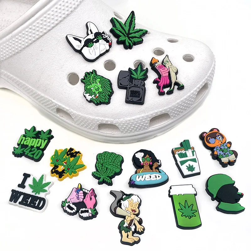 1pc Cartoon Green Leaf PVC JIBZ Croc Charms Fit zoccoli sandali fai da te scarpe da giardino Charms decorazione regalo per adulti