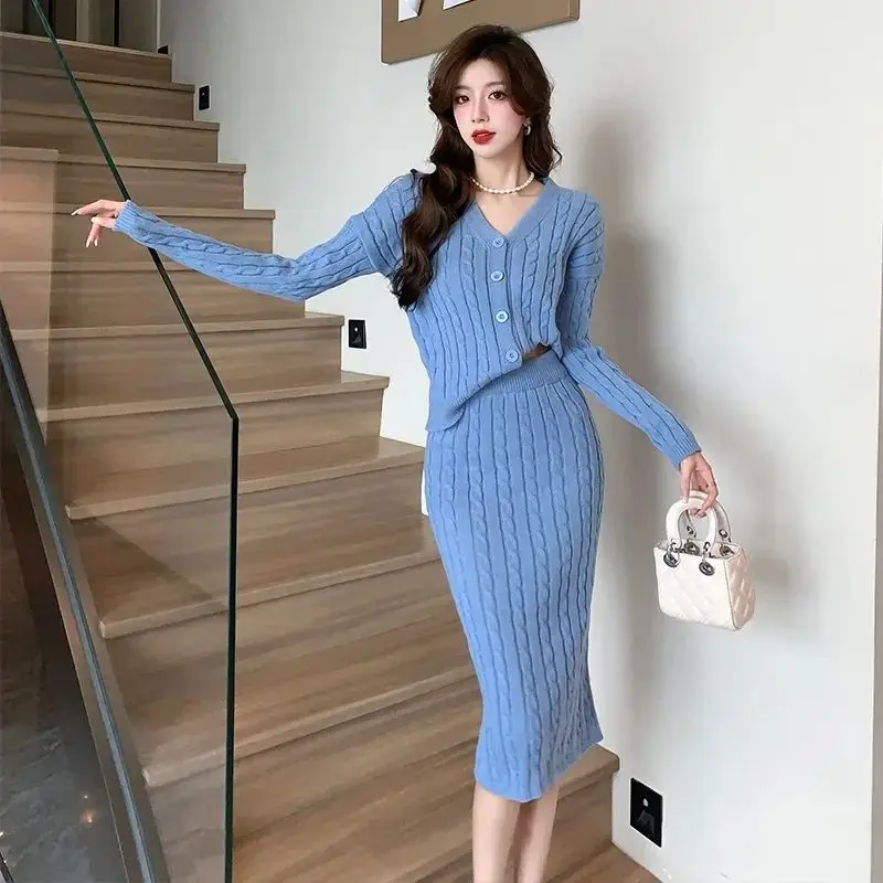 Рисунок 2 - Женский трикотажный кардиган с