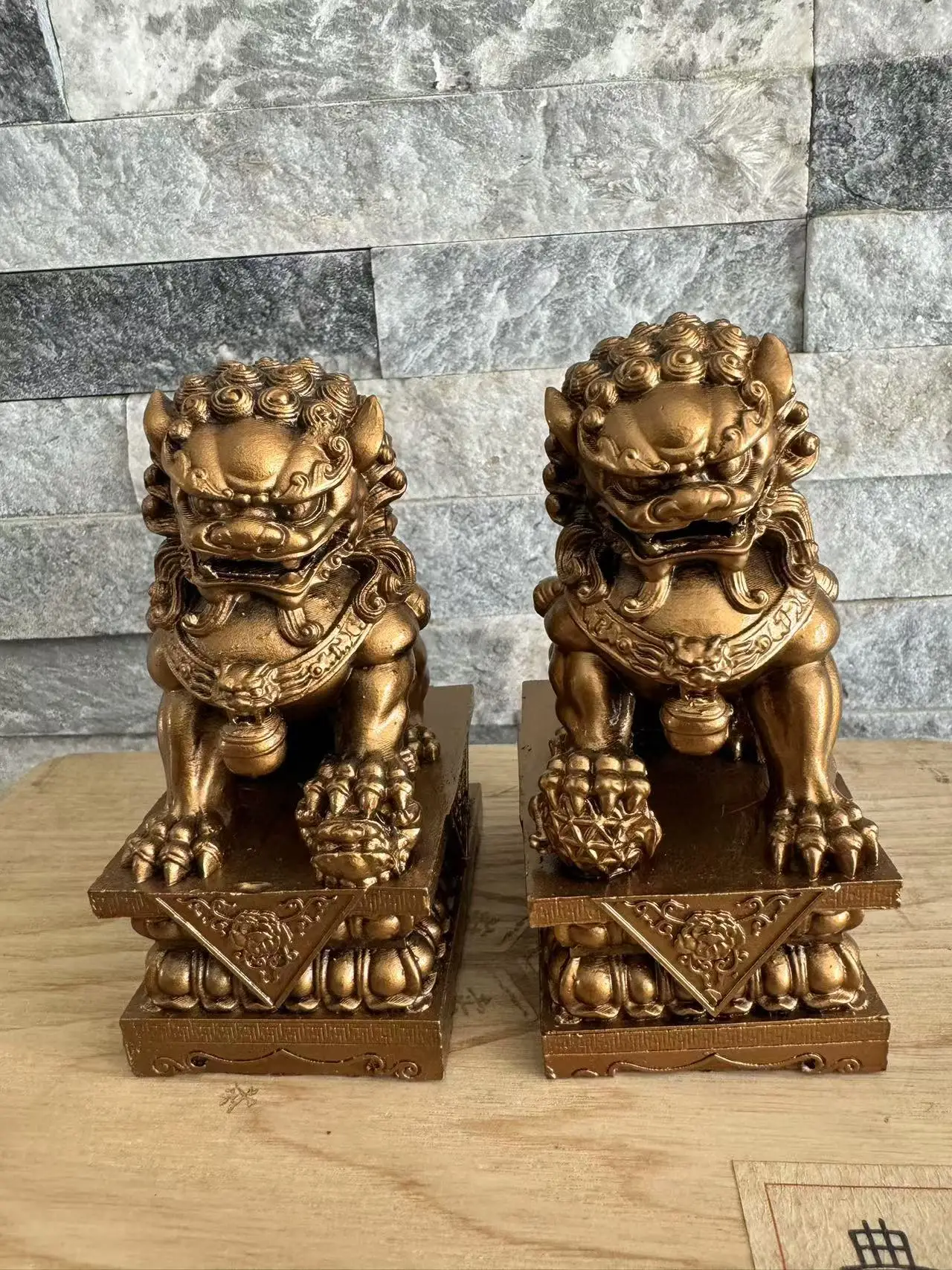 Статуэтки львов из смолы, золотистые, 2 штуки тамара халильевна поспелова илья борисович львов архетипы в брендинге коммуникация полный гайд маркетолога