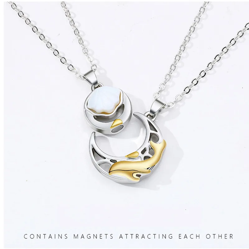 

2Pcs Magnetic Couple Necklace For Lovers Whale Hug Shell Pendant Long Distance Relationship Charm Necklace Valentine's Day Gifts