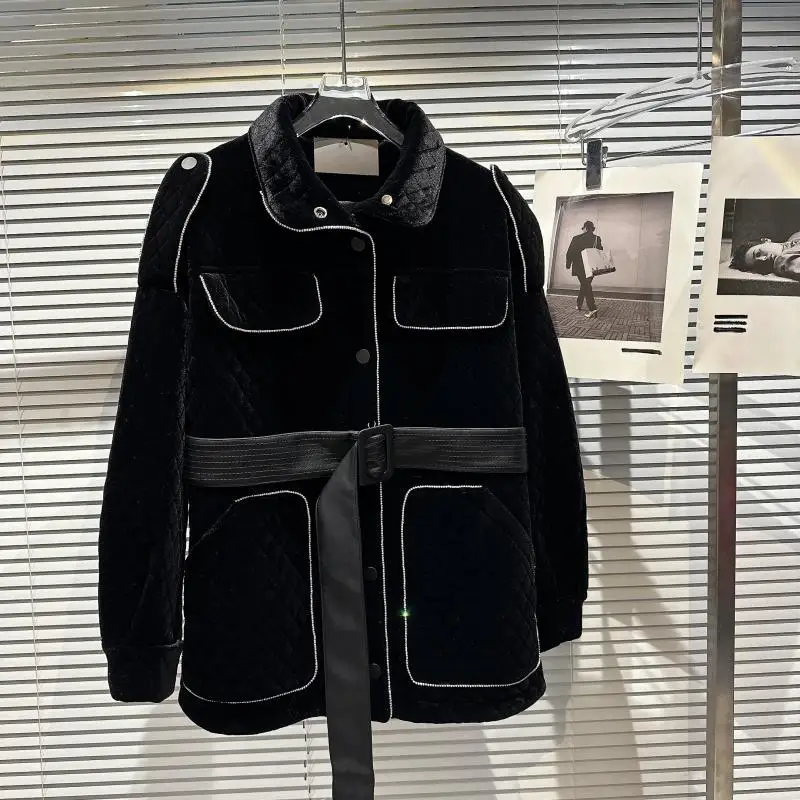 

Высококачественное черное пальто 2022 Зимняя мода стразы край Бриллиантовая решетка сжатый хлопок пояс теплая ветровка куртка