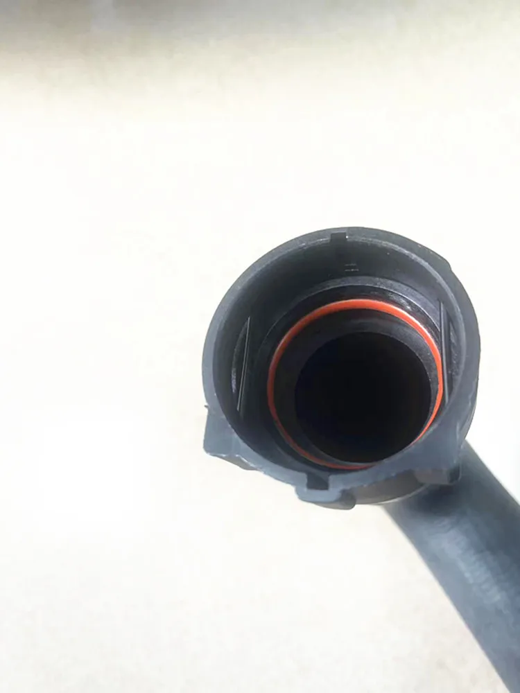 OE 17123424499 для шланга водопроводных труб BMW E83 X3 2006-2010