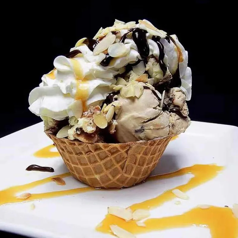 Коммерческая Бельгийская вафельная машина для чашек и вафель электрическая