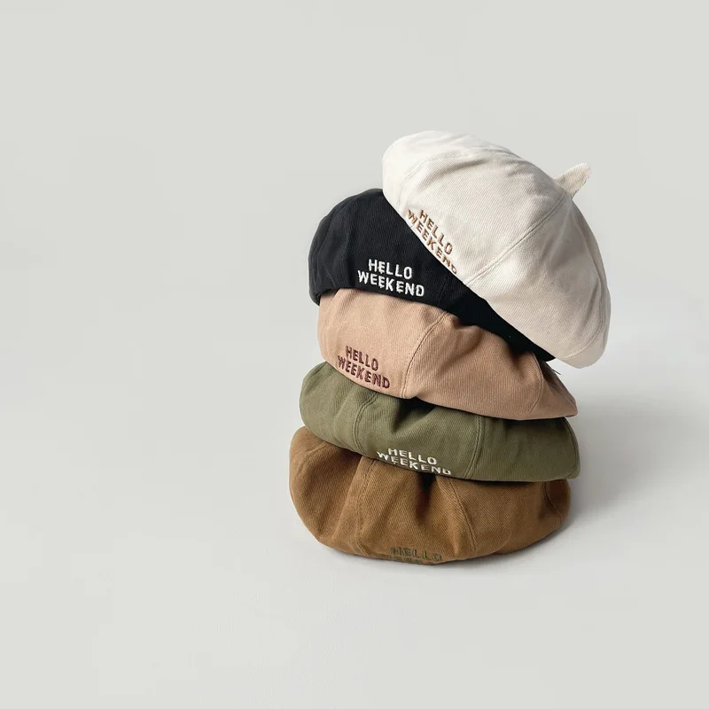 Детский хлопковый берет с буквенным принтом на осень/зиму |