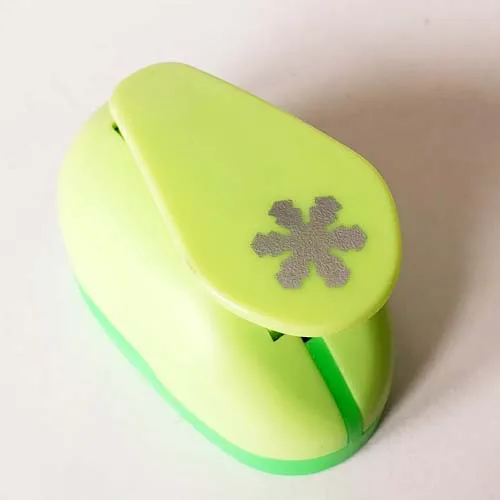 

Дырокол для скрапбукинга HERBATA CL-1203