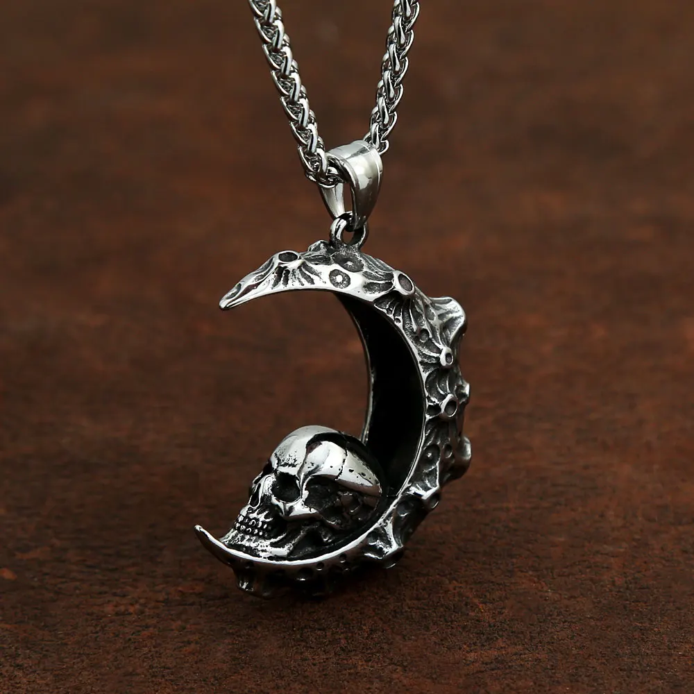 

Vintage Gothic Crescent Skull Pendant Necklace Hip Hop Stainless Steel Biker Men necklace Chain Fashion Jewelry Gift Wholesale