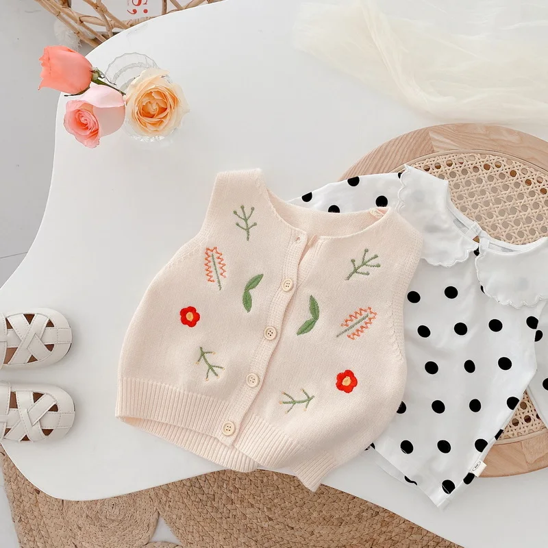 2022 Korean Style Spring Baby Girl Vest Knitting Round Collar Sleeveless Apricot Embroidery Waistcoat Sweater Wool Clothes New
