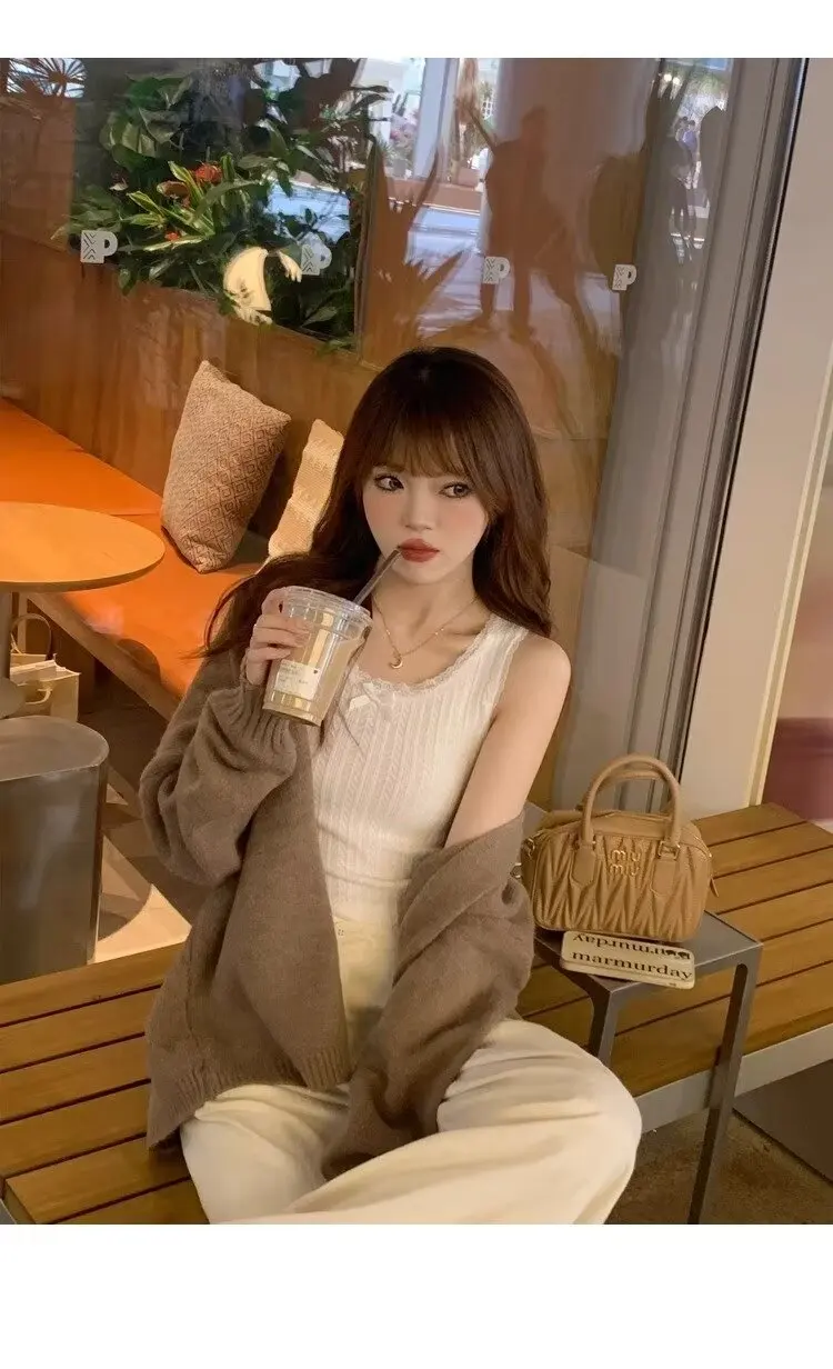 Женский трикотажный жилет на бретелях Мягкая безрукавка без рукавов в Корейском