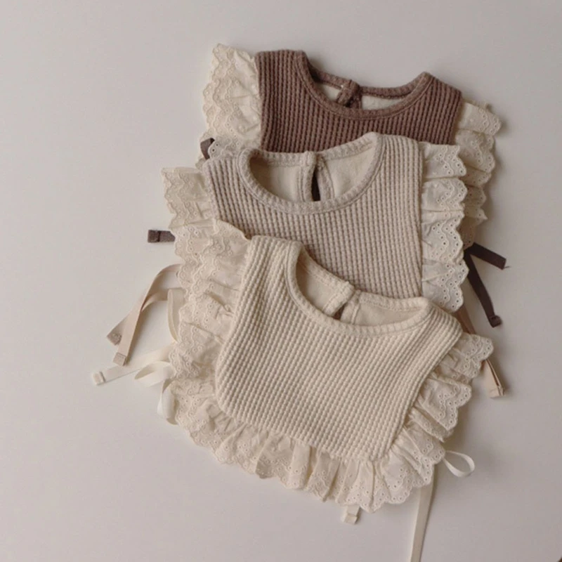 

Cute Hollow Lace Princess Baby Vest Autumn Girl Sweet Outside Windproof Cotton Vest Toddler Infant Girl Winter Clothes