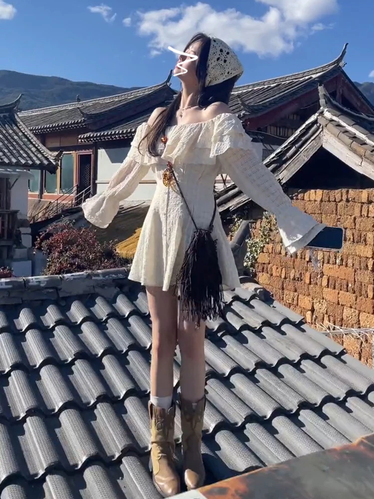 Маленькое детское летнее платье с открытыми плечами новинка 2024 одежда для