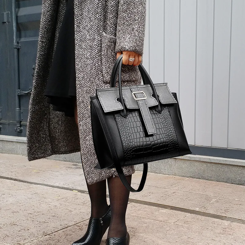 2023 New High Quality Genuine Leather Handbag Summer Fashion Shoulder Messenger Bags Famous Designer Large Capacity Casual Totes