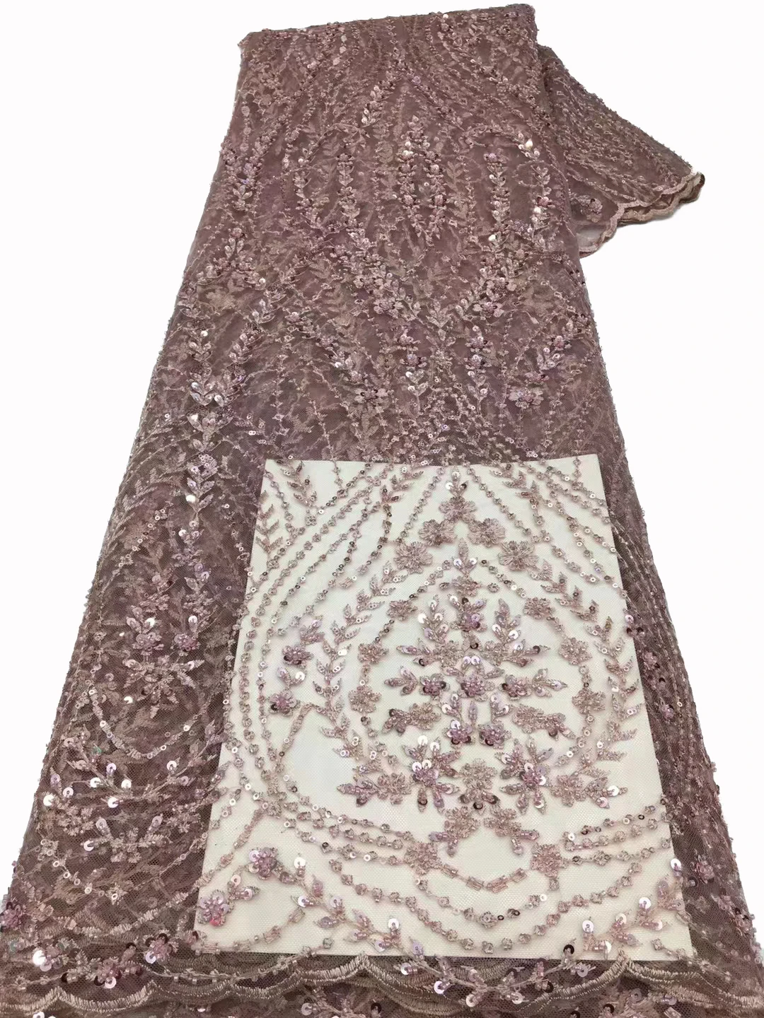 Высококачественная плоская вышитая ткань с бусинами и блестками винтажные