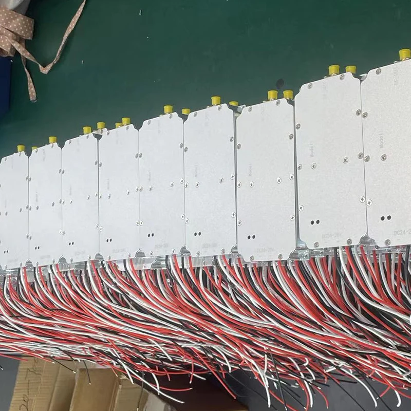 30 Вт 300-400 МГц 500-600 700-800 800-900 900-1000 1 2 ГГц 4 5 Модуль МОЩНОСТИ ШУМ-ГЕНЕРАТОРА FPV